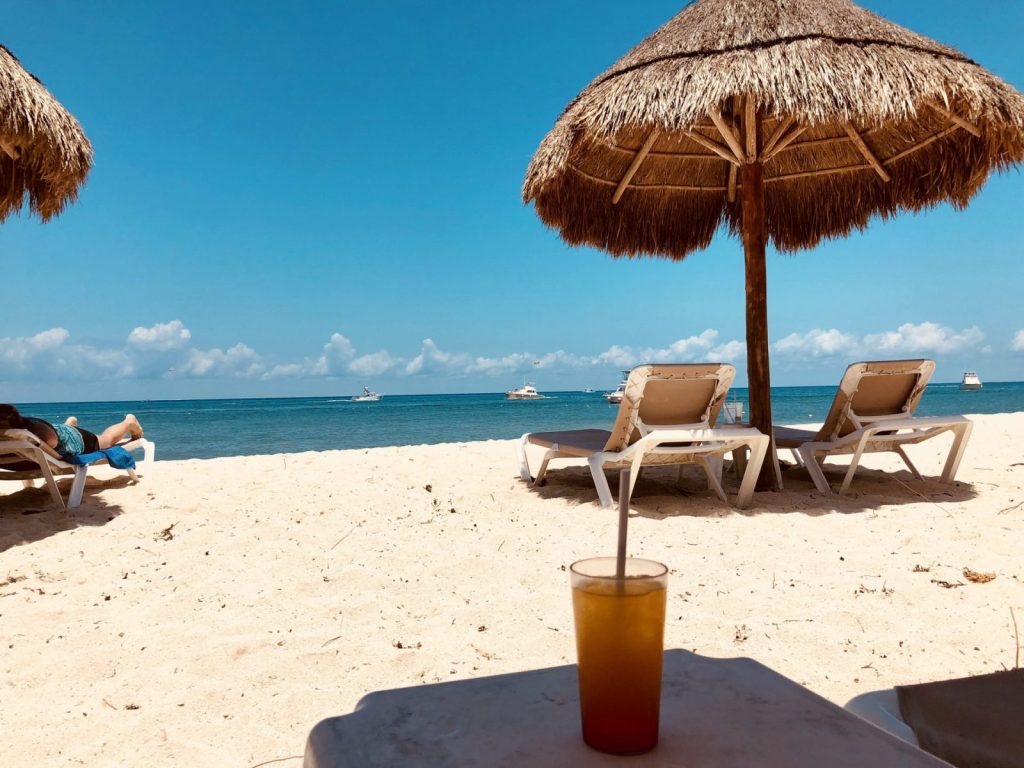 Κρήτη: Τουρίστας πέθανε σε ξαπλώστρα και δεν τον είχε πάρει κανένας είδηση μέχρι το βράδυ 