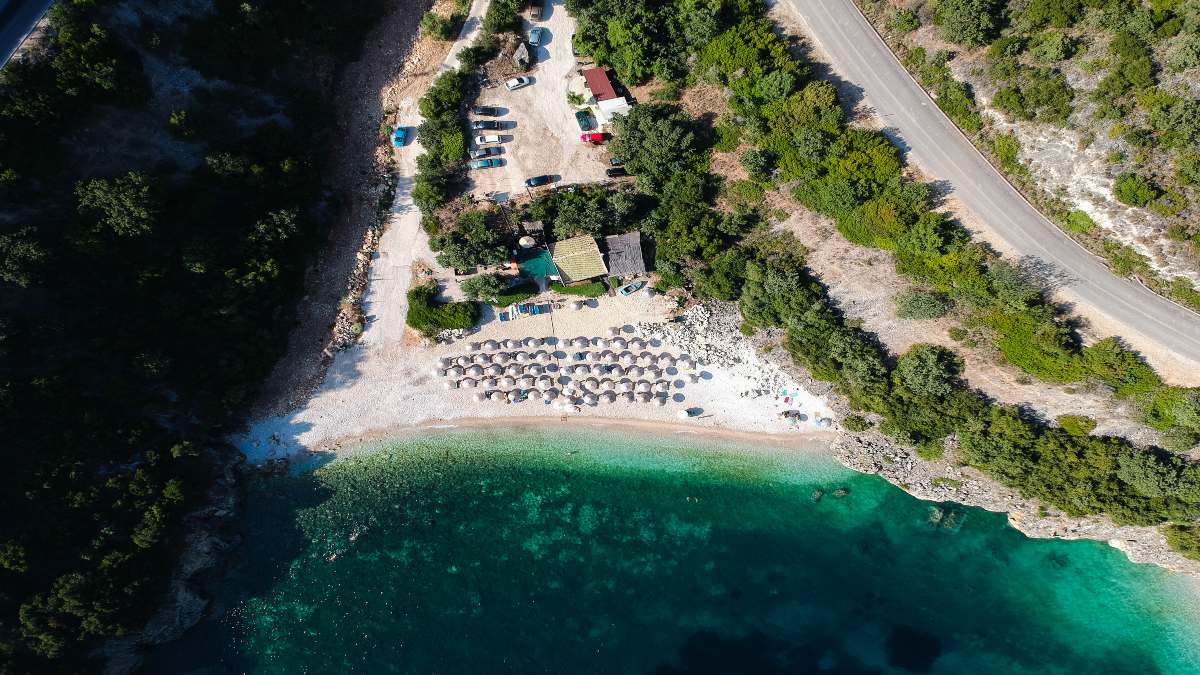 Ο επίγειος παράδεισος της Ηπείρου: Ένα από τα μεγαλύτερα και ωραιότερα παραδοσιακά χωριά της βορειοδυτικής Ελλάδας