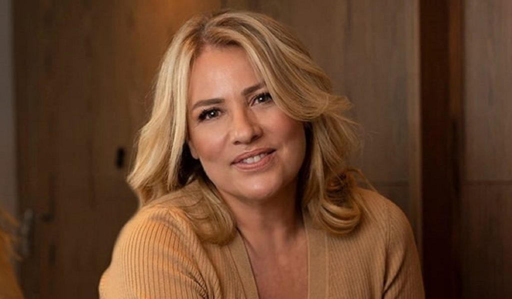 Μ.Τουμασάτου για Λ.Μενδώνη & Δ.Λιγνάδη: «Όταν αποδείχθηκε ότι είναι βιαστής γιατί δεν αποχώρησες;» (βίντεο)