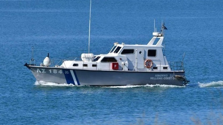 Τζιά: Προσάραξη πλοίου στο ακρωτήριο Τάμελος – Προσπάθεια ρυμούλκησης