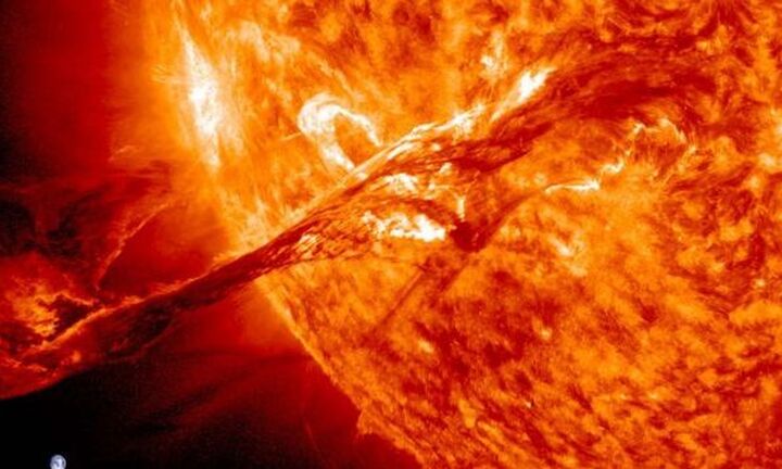 Σήμερα «χτυπήσει» τη Γη η ηλιακή καταιγίδα  – Φόβος για blackout στην Ιρλανδία