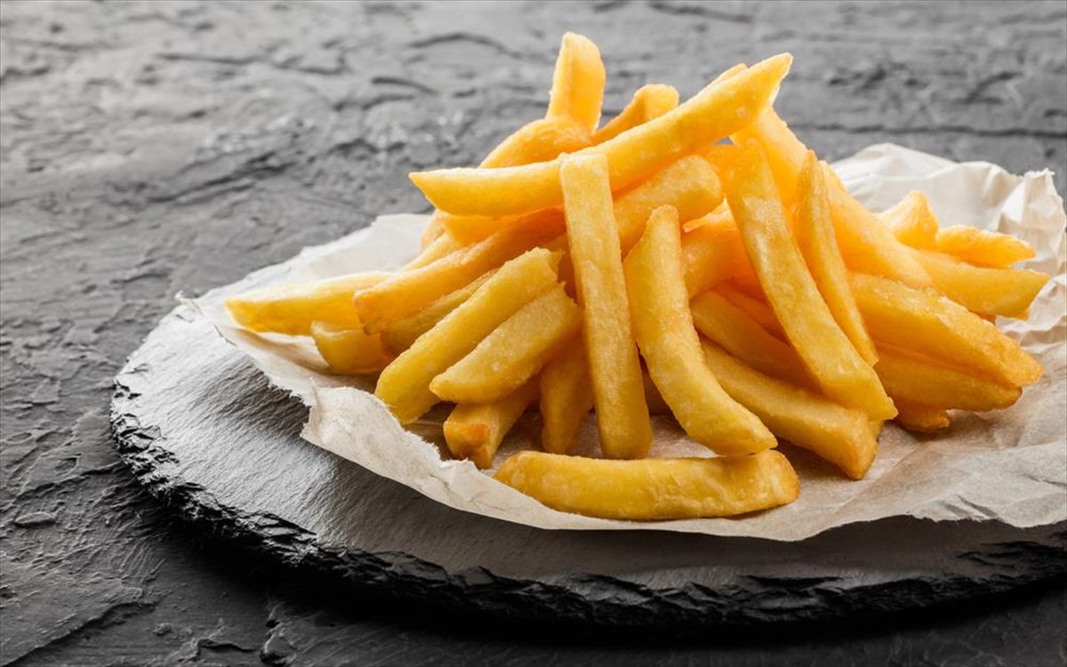 Με αυτό το κολπάκι θα απογειώσετε τις τηγανητές σας πατάτες