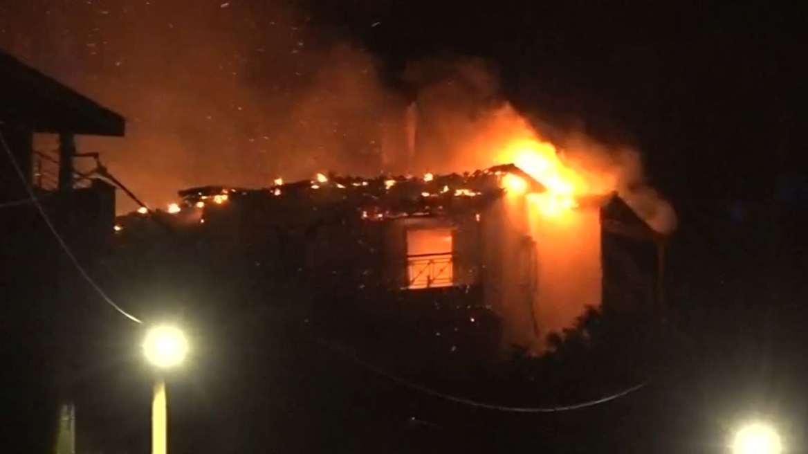 Φωτιά στην Πεντέλη: Υπηρεσίες ψυχολογικής υποστήριξης στους πληγέντες