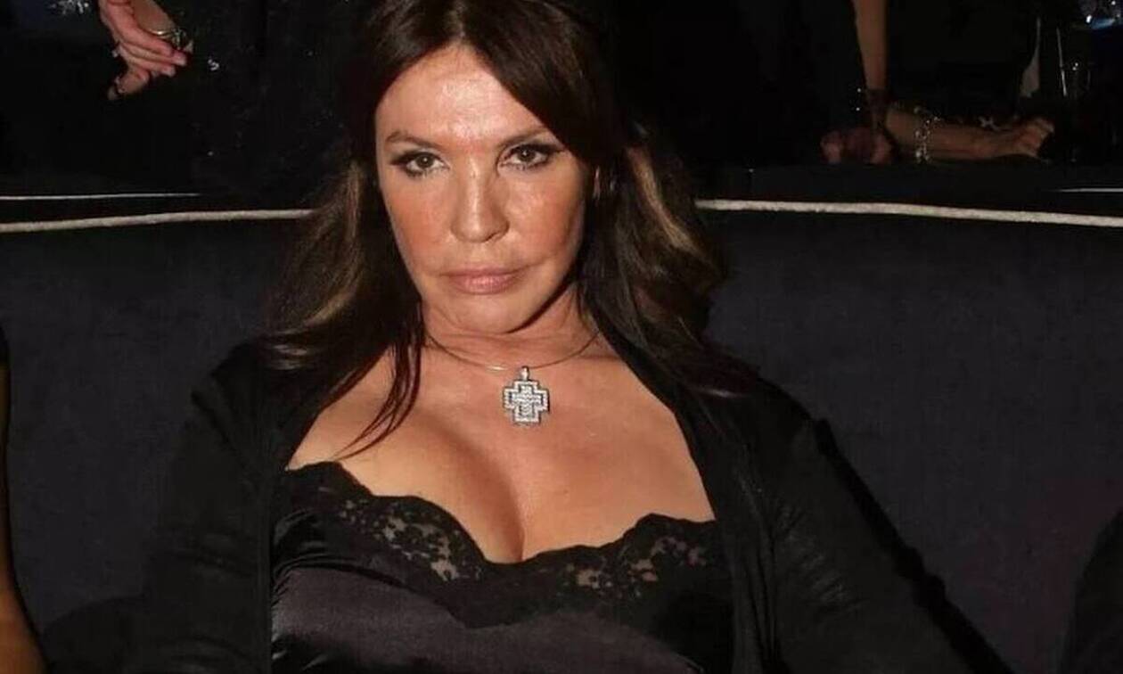 Η πλήρως εμβολιασμένη Βάνα Μπάρμπα: «Με τσάκισε ο covid ακόμα δεν μπορώ να συνέλθω»