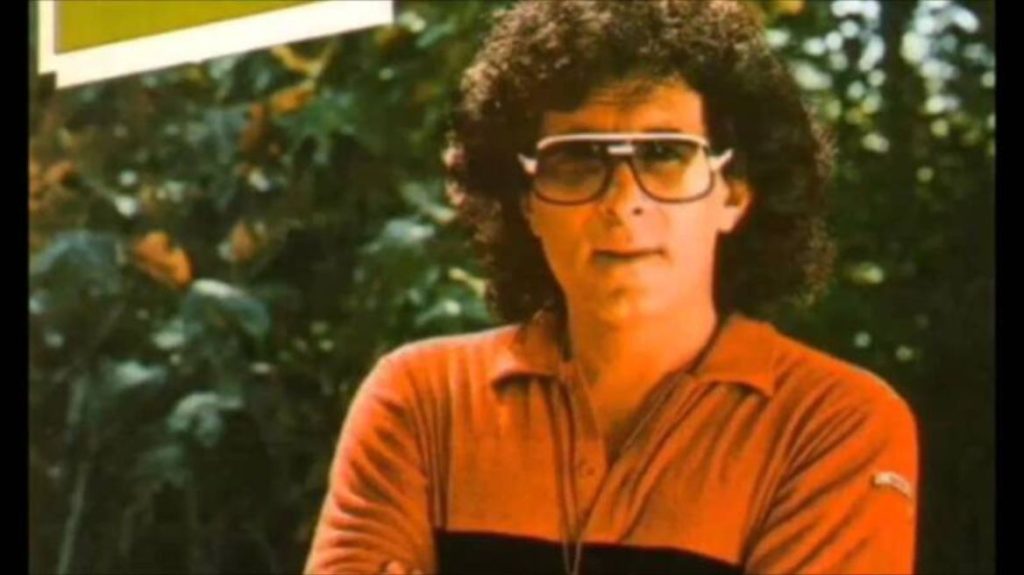 «Έφυγε» από τη ζωή ο τραγουδιστής Περικλής Περάκης – Νοσηλευόταν με πρόβλημα υγείας