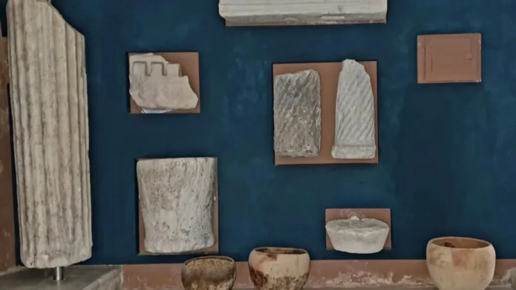 Μήλος: Συνελήφθη γυναίκα που είχε 25 αρχαία εκθέματα στο σπίτι της