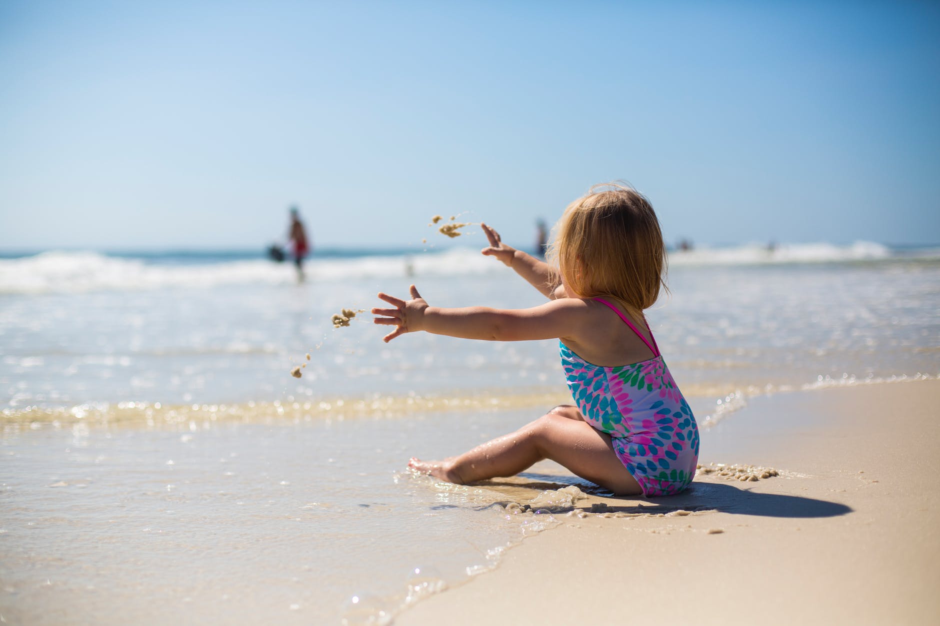 «Ψείρες της θάλασσας»: Πόσο επικίνδυνες είναι για τα παιδιά; – Όσα πρέπει να γνωρίζετε