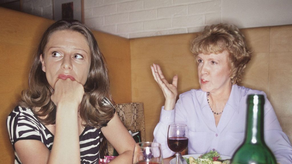 Αυτά πρέπει να κάνεις για να… ξεγλιστράς από τις άβολες ερωτήσεις