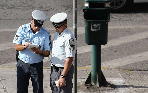 Ρόδος: Γυναίκα έλαβε ειδοποιητήριο με πρόστιμο 6.648.444 ευρώ για τροχονομική παράβαση