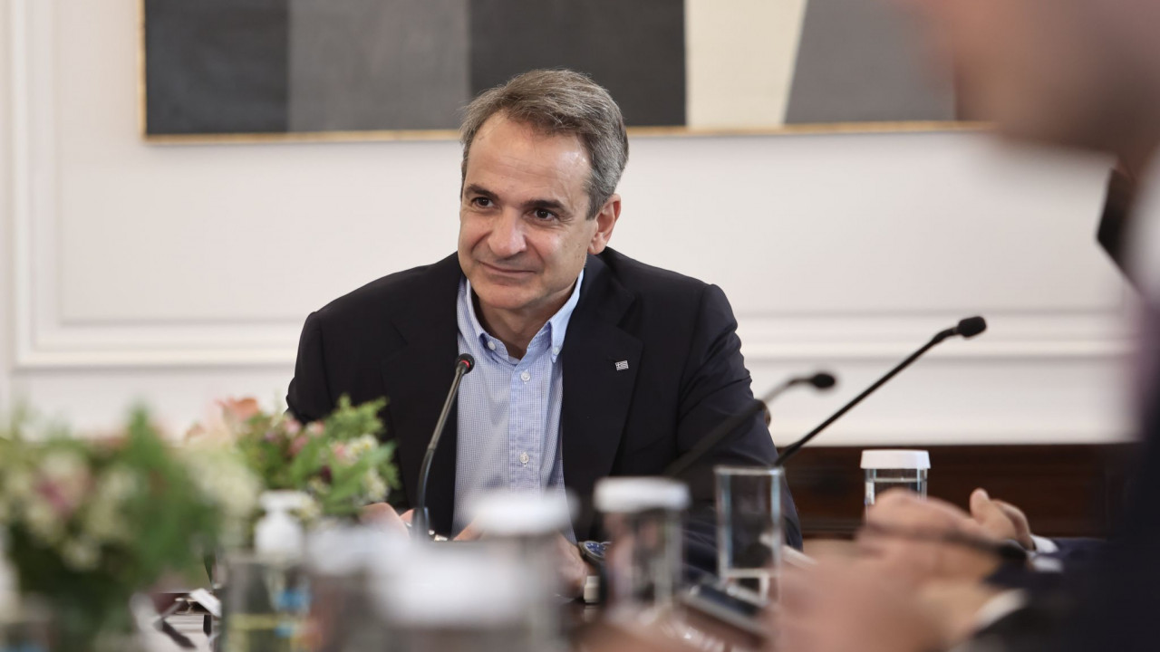 Ο «εξαφανισμένος» Κ.Μητσοτάκης απολογείται σήμερα για το σκάνδαλο των παρακολουθήσεων – Θα «δραπετεύσει» με εκλογές;