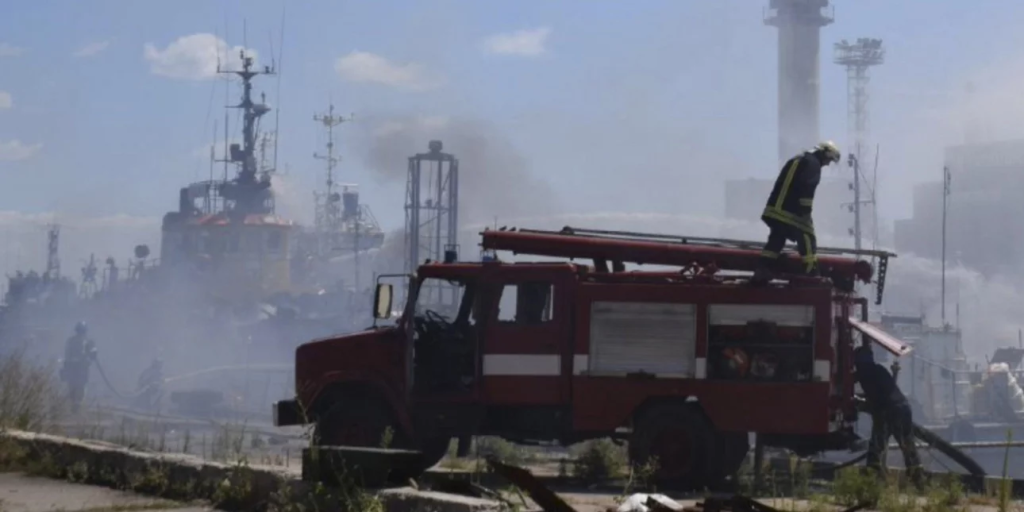 Οργή στο Κίεβο από το πλήγμα στο λιμάνι της Οδησσού