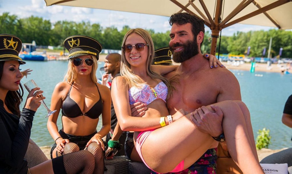 Dan Bilzerian: Παντρεύτηκε ο «βασιλιάς του Instagram» με την ξέφρενη ζωή και τις πολλές γυναίκες! (φωτό)