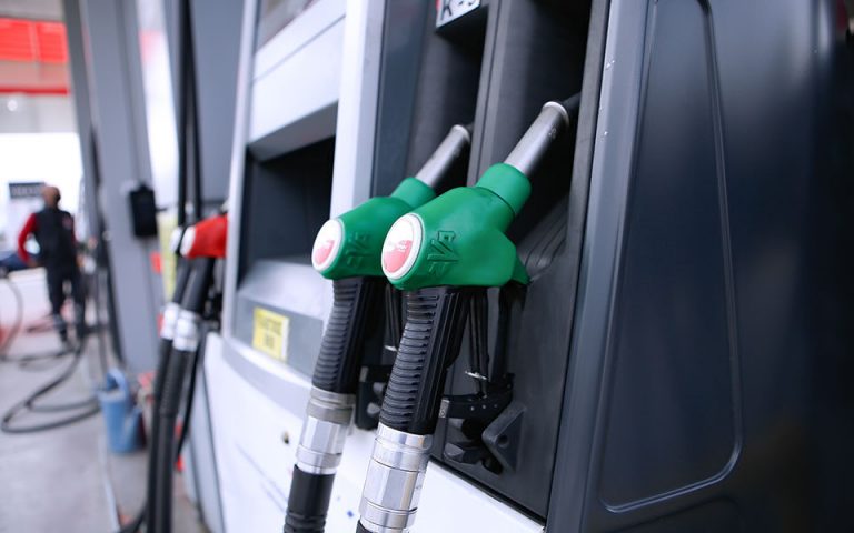 Fuel Pass: Εντός της εβδομάδας η υποβολή αιτήσεων – Πότε θα γίνουν οι πληρωμές