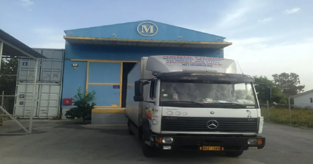 Πρωτοφανές περιστατικό: Έκλεψαν το φορτηγό με τον εξοπλισμό για τα γυρίσματα στο «Κόκκινο Ποτάμι»