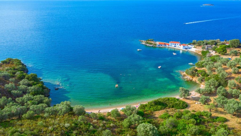 Πήλιο: H πιο καρτποσταλική παραλία του δεν είναι ανάμεσα στις πιο δημοφιλείς του