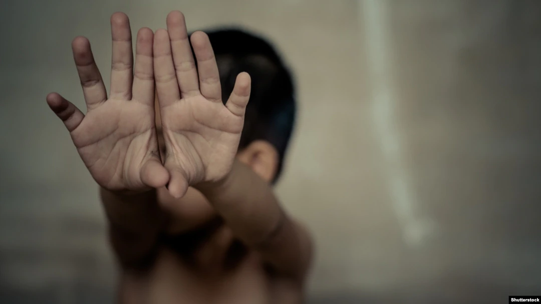 Σοκ στην Κύπρο: 46χρονος κακοποιούσε σεξουαλικά το ανήλικο παιδί του φίλου του