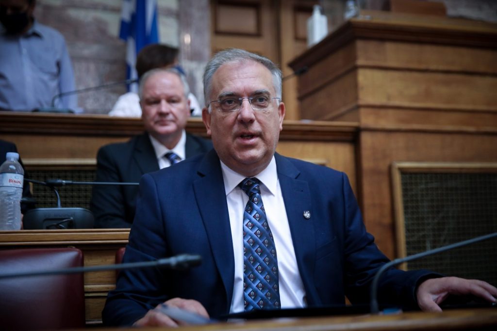 Τ.Θεοδωρικάκος: «10ετής η ισχύς των διαβατηρίων χωρίς επιπλέον κόστος για τους πολίτες»