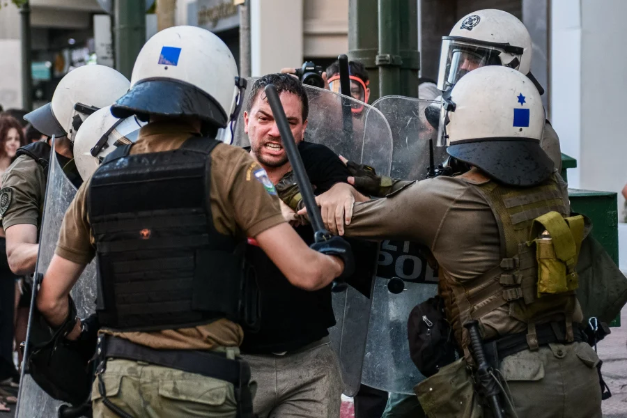 ΕΔΕ για πειθαρχικά παραπτώματα αστυνομικών σε βάρος πολιτών στη διαδήλωση χθες
