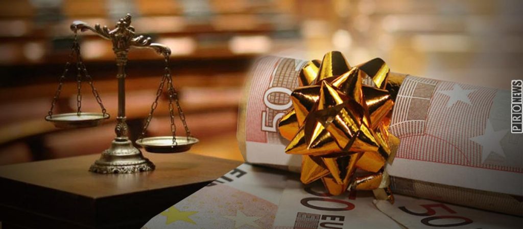 Δικαστήριο της Πάτρας αθώωσε εργοδότη που δεν πλήρωσε το δώρο Χριστουγέννων!