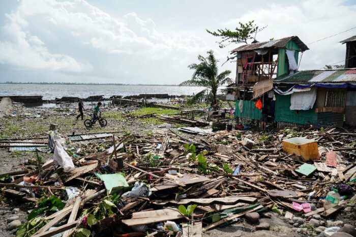 Φιλιππίνες: Από αέρος η ανθρωπιστική βοήθεια στους σεισμοπαθείς στην επαρχία Άμπρα