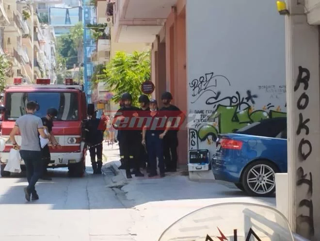 Πάτρα: Σε αυτοκτονία αποδίδεται η «βουτιά θανάτου» της 29χρονης – Δεν βρέθηκε άλλο άτομο στο διαμέρισμα