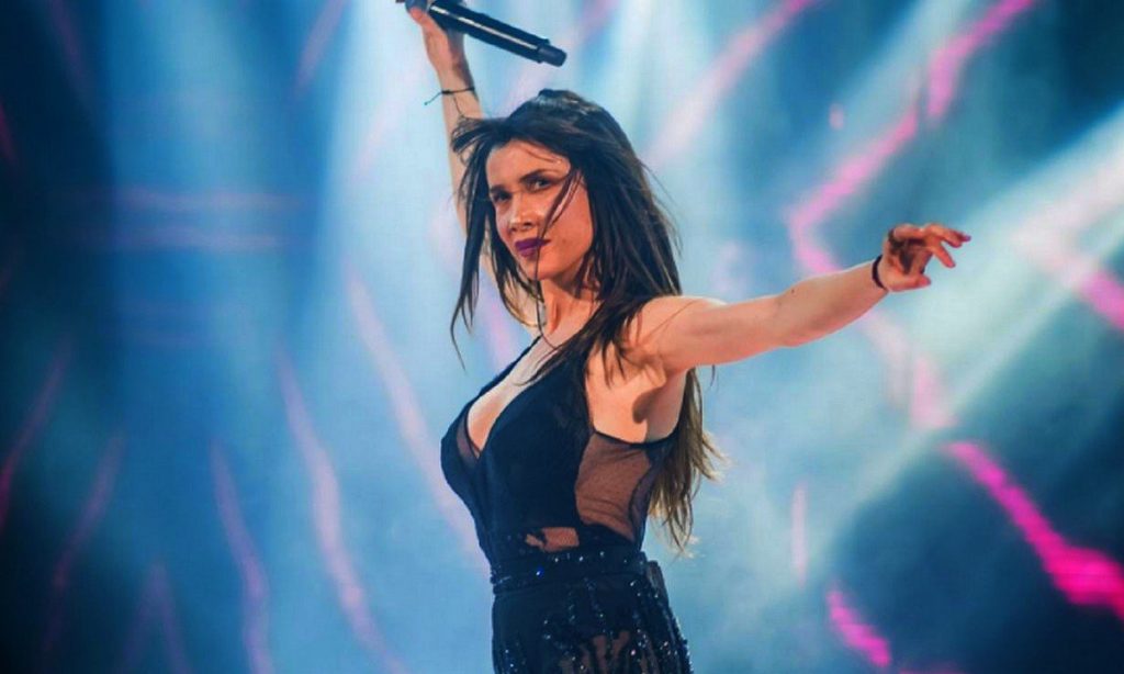 Έγκυος στο δεύτερο παιδί της η Πάολα; – Το βίντεο που άναψε «φωτιές»