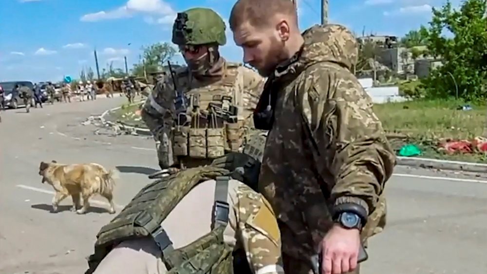 Η Ουκρανία ζητεί τον κατάλογο των αιχμαλώτων που σκοτώθηκαν σε φυλακή του Ντονέτσκ – Οι Ρώσοι μιλούν για ουκρανικό βομβαρδισμό