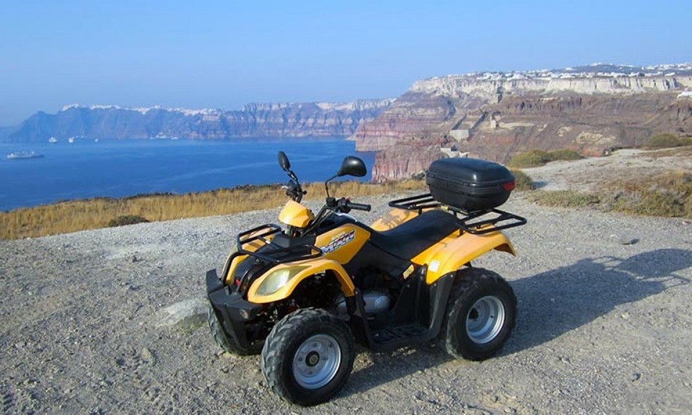 «Γουρούνες» στις διακοπές: Τι πρέπει να έχουν στο μυαλό τους οδηγοί και αναβάτες