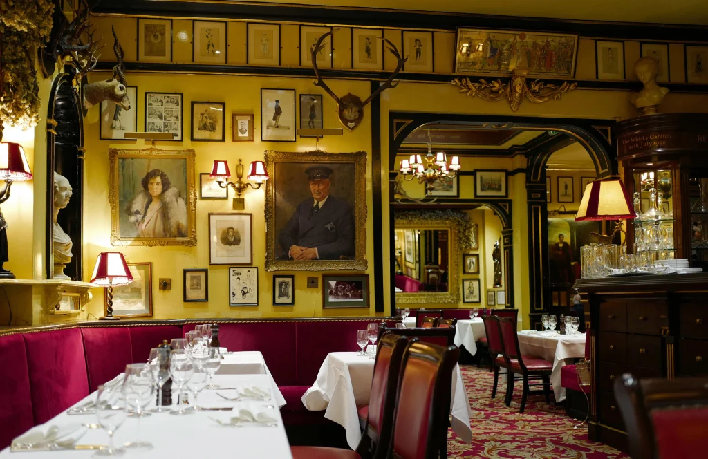 Οι κυρώσεις κατά της Ρωσίας χτυπούν την ευρωπαϊκή οικονομία: Κύμα πτωχεύσεων στα βρετανικά εστιατόρια