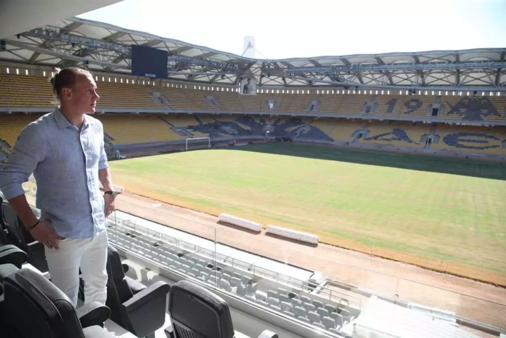 Ν.Βίντα: Ήρθε για την ΑΕΚ ο Κροάτης – «Πάτησε» στην Opap Arena (φώτο)