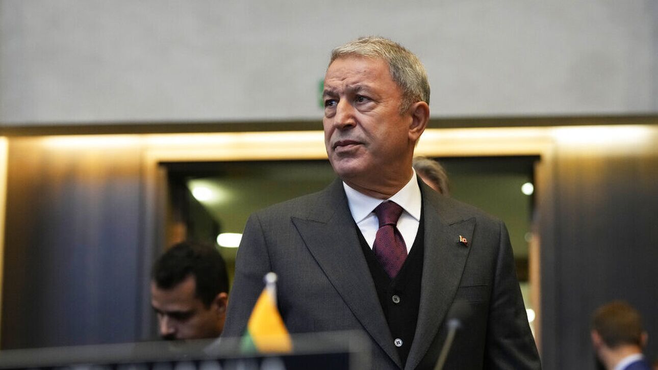 Χουλουσί Ακάρ: «Η Τουρκία έχει δικαίωμα αυτοάμυνας στο Αιγαίο εξαιτίας της στρατιωτικοποίησης των νησιών»