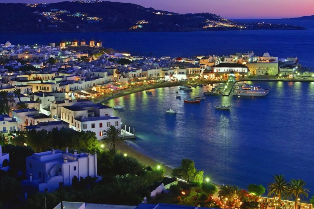 Οι πιο πολυτελείς βίλες που μπορείτε να νοικιάσετε στη Μύκονο