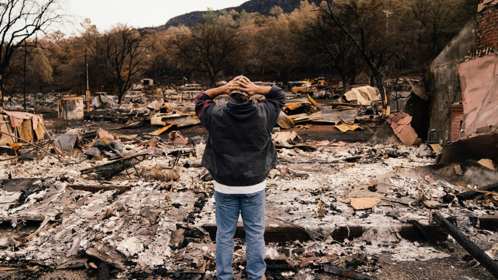 Στα 72 δισ. δολάρια οι ζημιές από τις φυσικές καταστροφές παγκοσμίως ως τώρα στο 2022