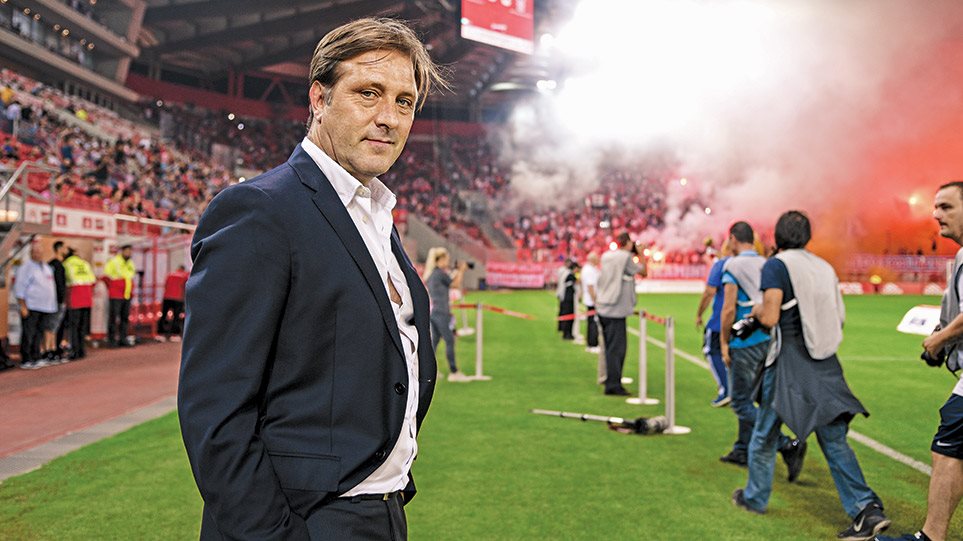 Αποχαιρετά τον Ολυμπιακό ο Πέδρο Μαρτίνς: «Μαζί ξυπνήσαμε τον αθλητικό γίγαντα του Πειραιά»