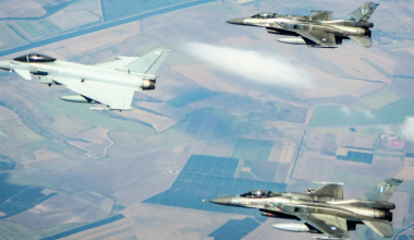 Κοινή άσκηση της ΠΑ με την RAF στους ουρανούς της… Ρουμανίας (φωτό)