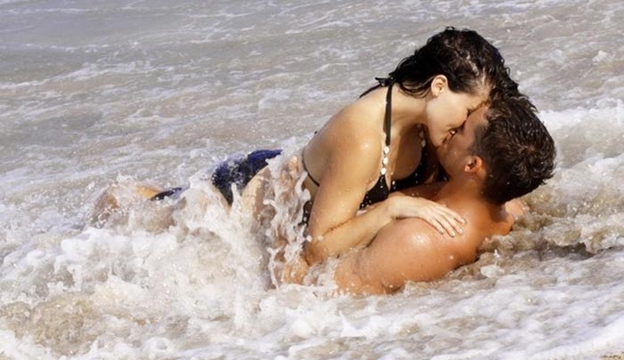 Μύθοι και πραγματικότητα για το σεξ στο νερό