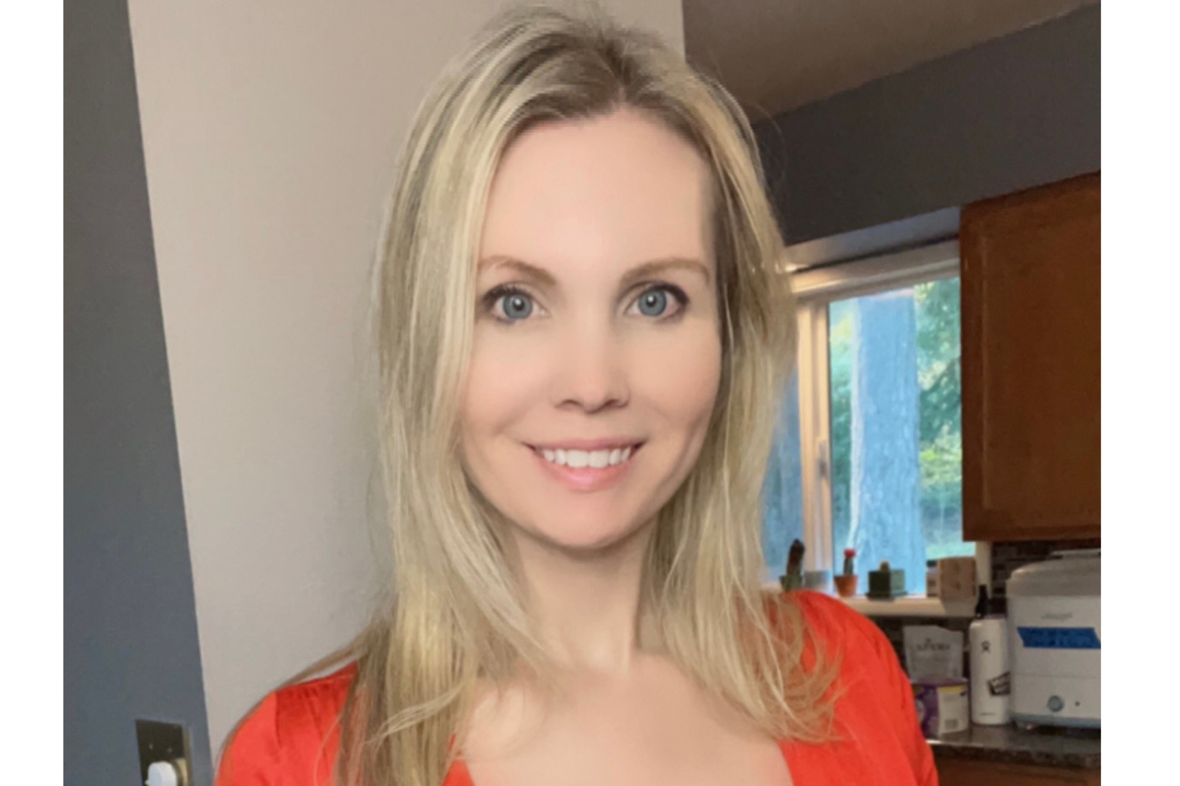 OnlyFans: Η Μορμόνα μαμά με τις kinky φωτογραφίες που βγάζει σχεδόν μισό εκατομμύριο τον χρόνο