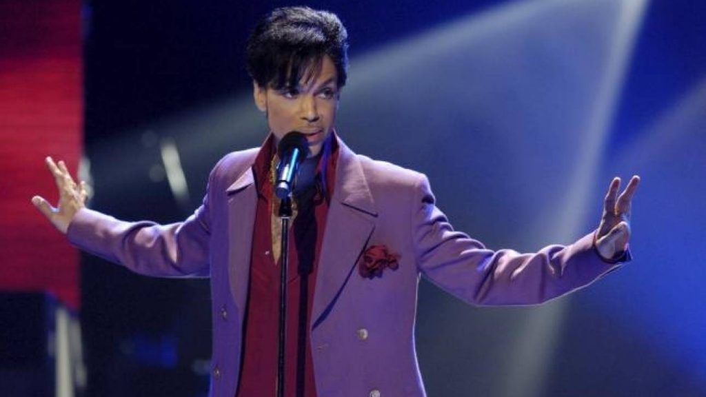 Prince: Η περιουσία του ξεπερνά τα 156 εκατ. δολάρια – Πόσα θα μοιραστούν οι κληρονόμοι