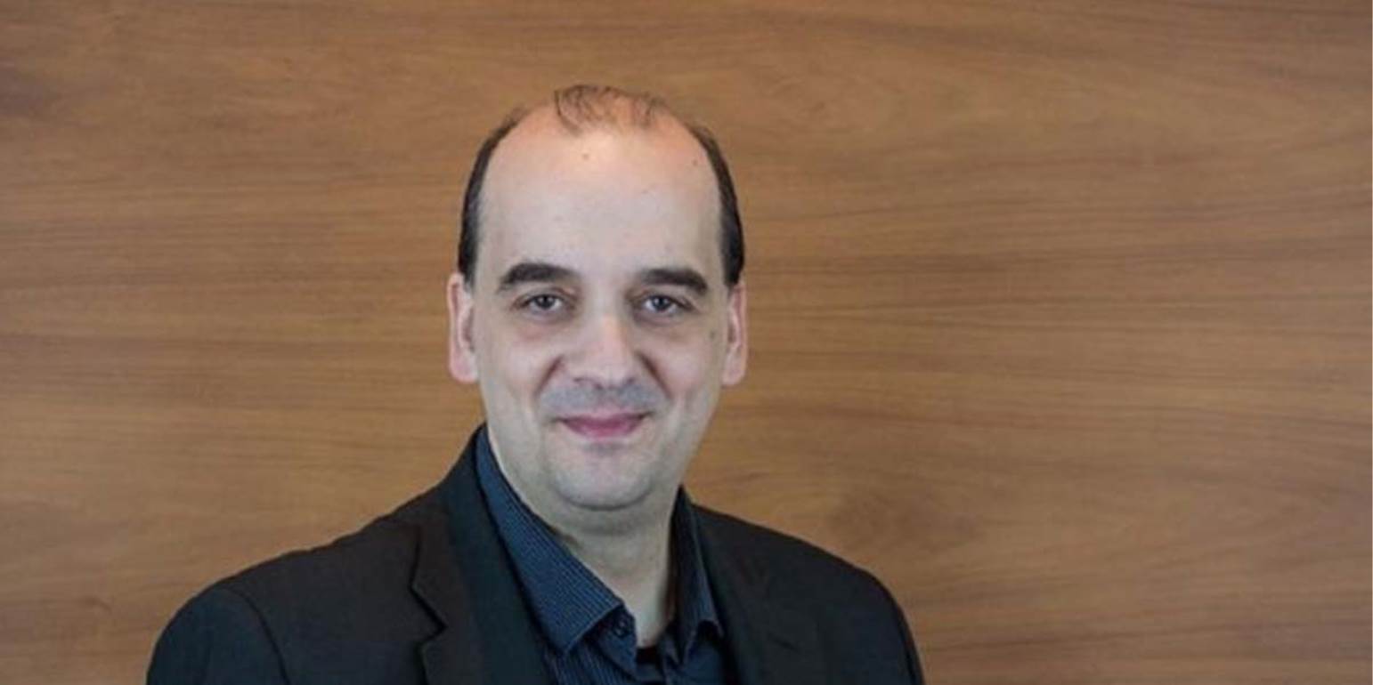 Ο Κων. Φαρσαλινός εκθέτει τους «τηλε-ειδικούς» για τις «τρομοπροβλέψεις»: «Μιλούσατε για 400 στις ΜΕΘ και είναι 132»