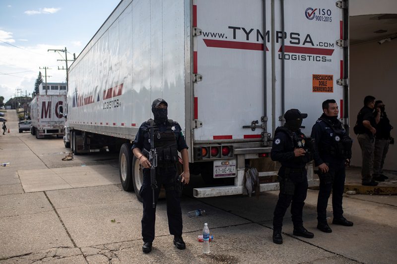 Οι μεξικανικές Αρχές συνέλαβαν 116 παράνομους μετανάστες κρυμμένους σε φορτηγό