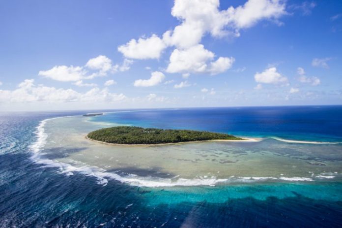 Τα νησιά Φίτζι βυθίζονται στη θάλασσα: Οι κάτοικοι εγκαταλείπουν τα χωριά τους