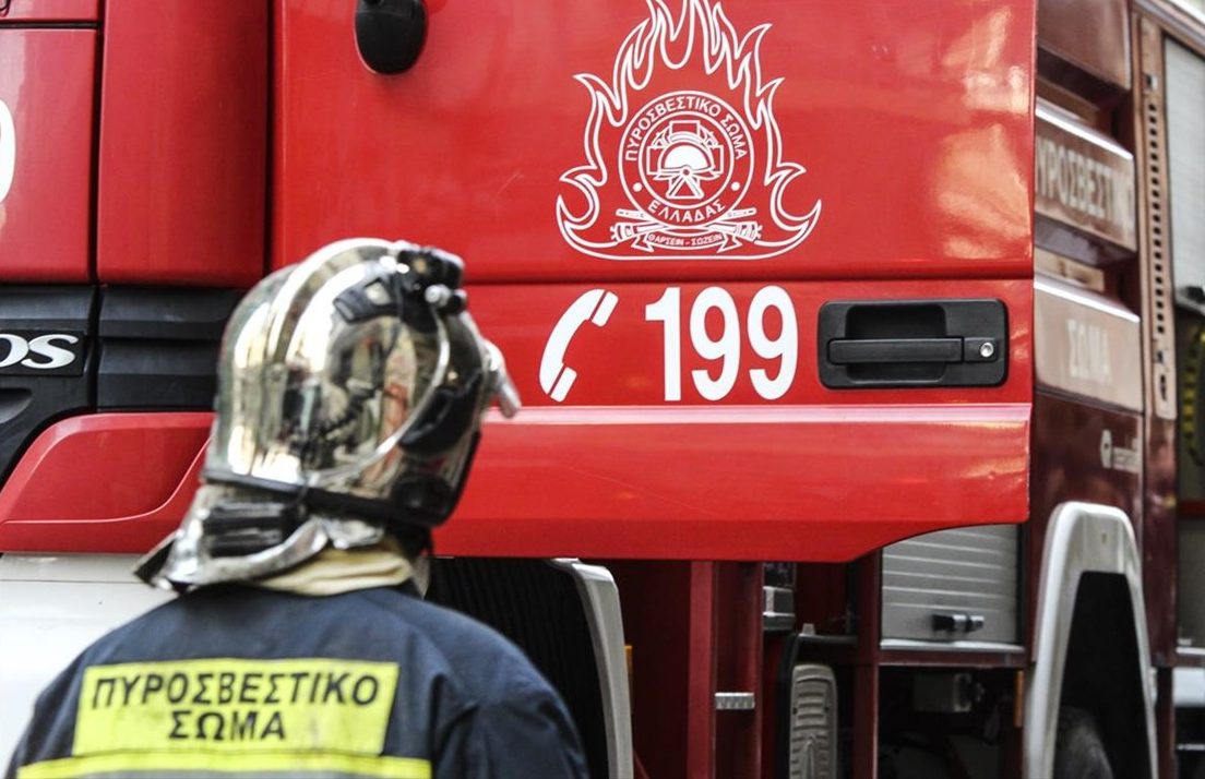 Θεσσαλονίκη: Άνδρας βρέθηκε βρέθηκε γυμνός και απαγχονισμένος μέσα σε φλεγόμενο διαμέρισμα (upd)