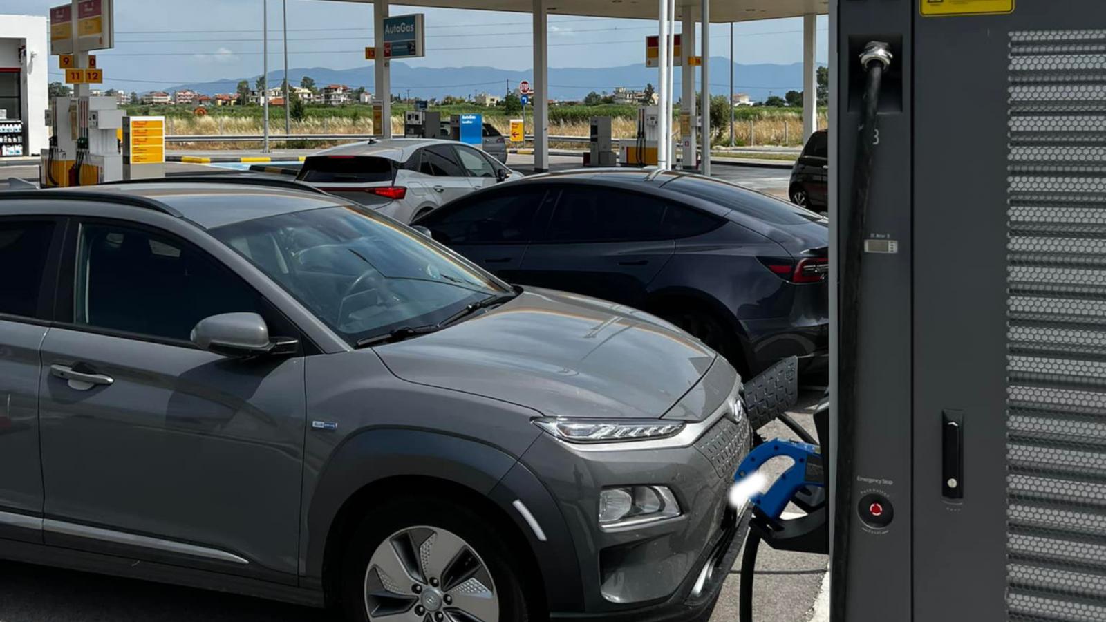 Κροατία: Τεράστιοι οι χρόνοι αναμονής για την φόρτιση ηλεκτρικού αυτοκινήτου (βίντεο)