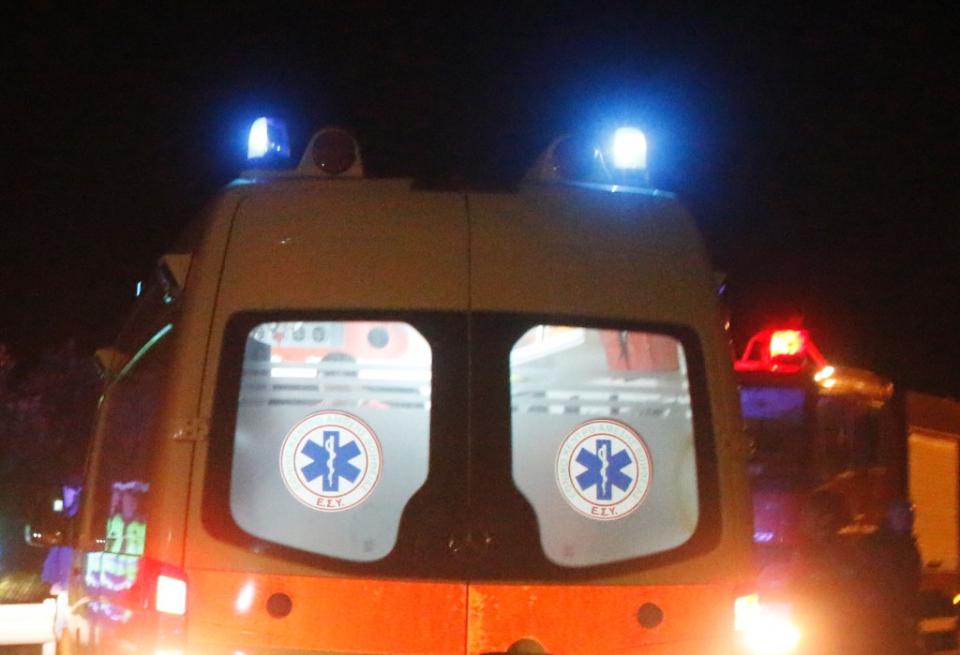 Πάτρα: Σύγκρουση ΙΧ με ασθενοφόρο του ΕΚΑΒ – Ο οδηγός του αυτοκινήτου είχε προλάβει να εξαφανιστεί 