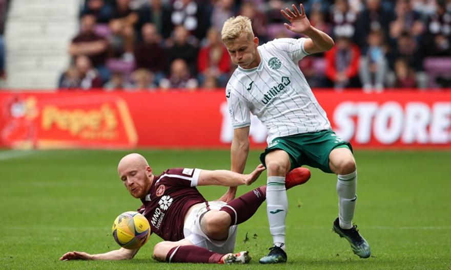 Απίστευτο σκηνικό: Οπαδοί πέταξαν τηγανητές πατάτες στο ντέρμπι Χιμπέρνιαν – Χαρτς