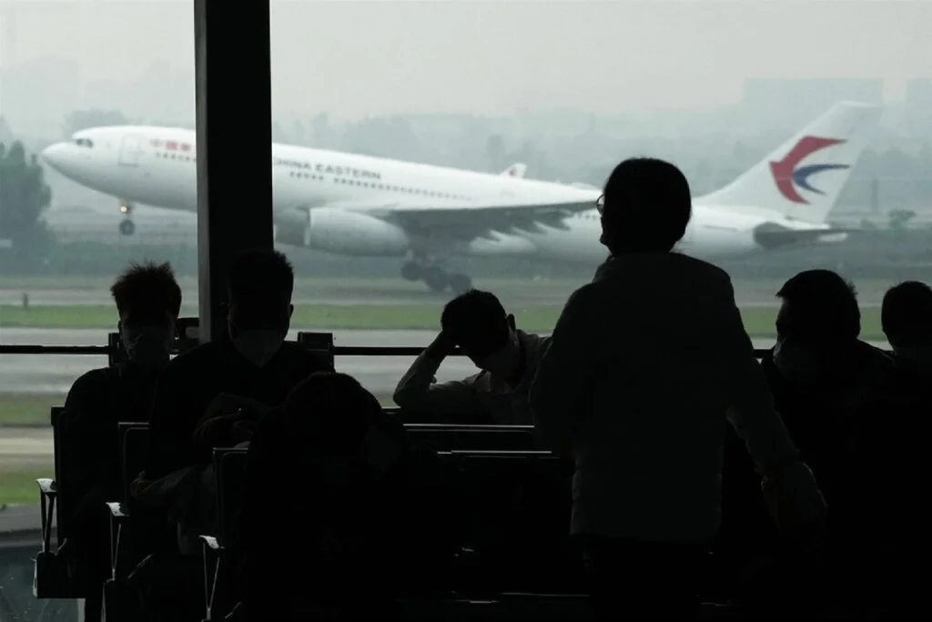 Κίνα: Χαλάρωση περιορισμών για πτήσεις από το εξωτερικό