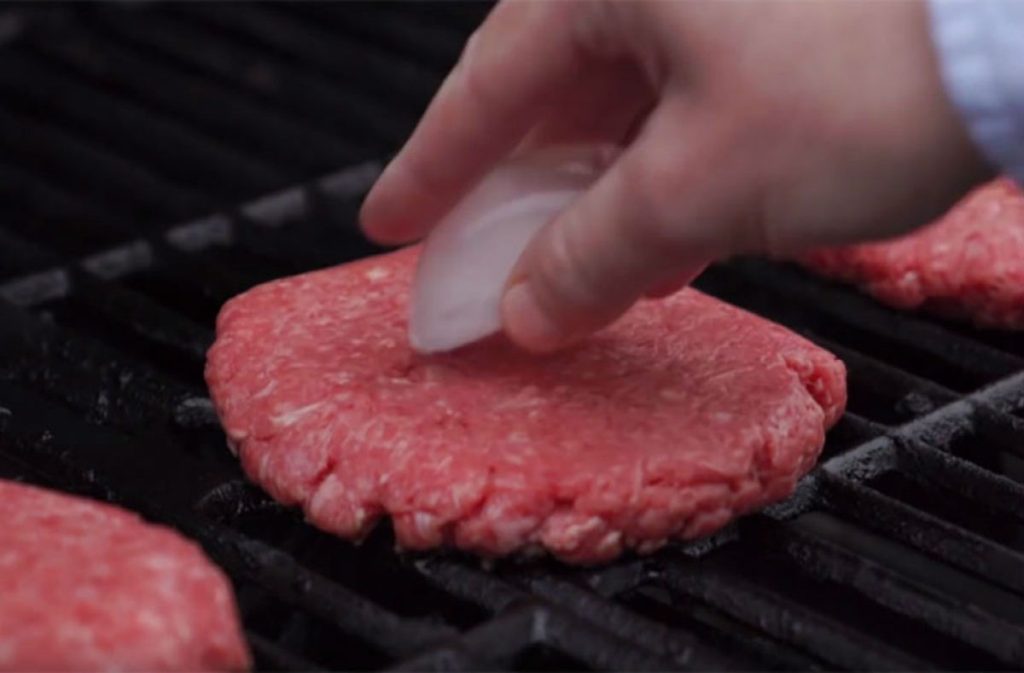 Το μυστικό για ένα τέλειο ψήσιμο στο μπιφτέκι!