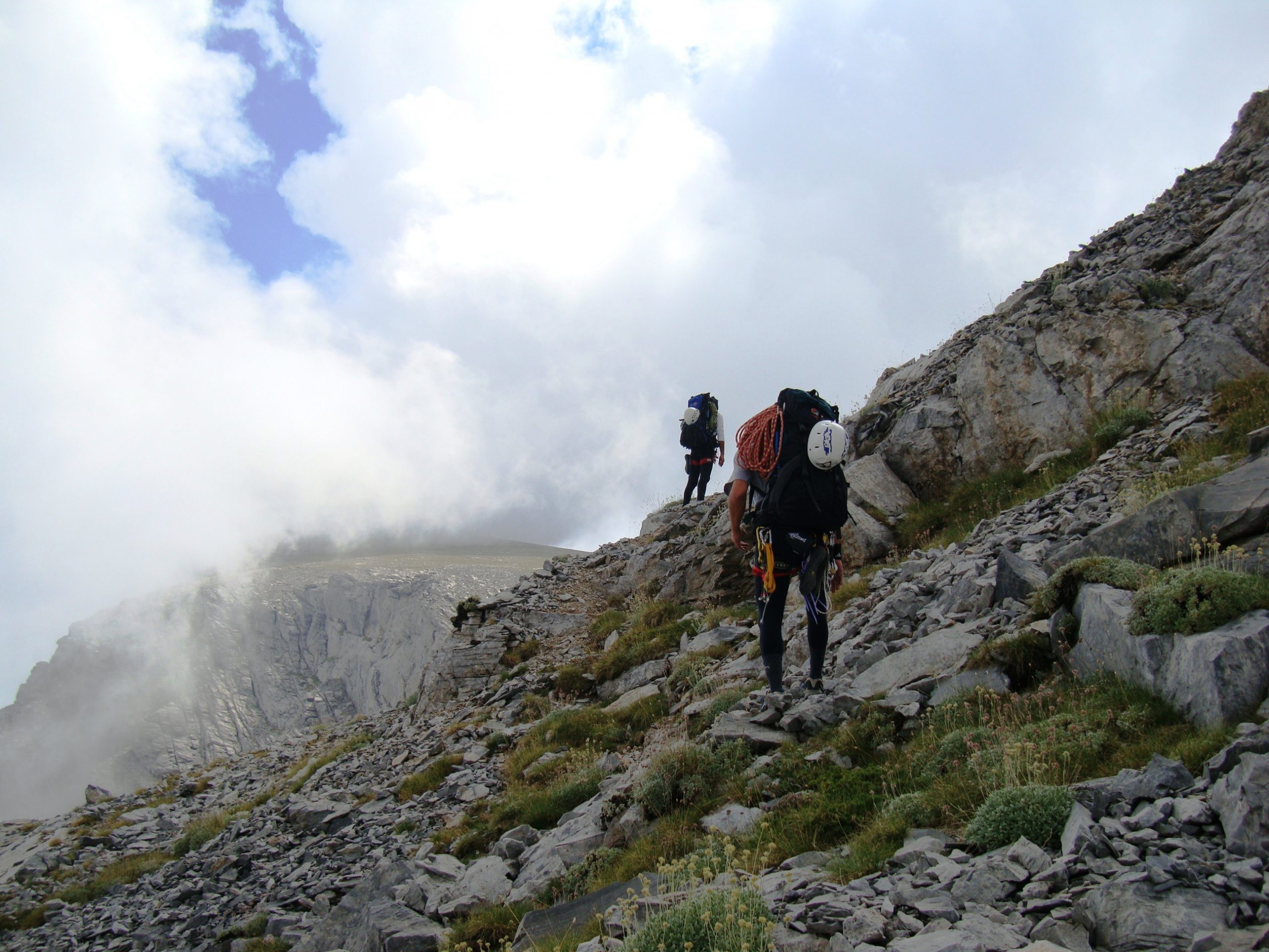 Αίσιο τέλος στην περιπέτεια του 30χρονου που είχε καλέσει σε βοήθεια από τον Όλυμπο (upd)