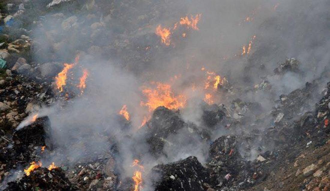 Φυλή: Έσβησε η φωτιά έξω από τον ΧΥΤΑ