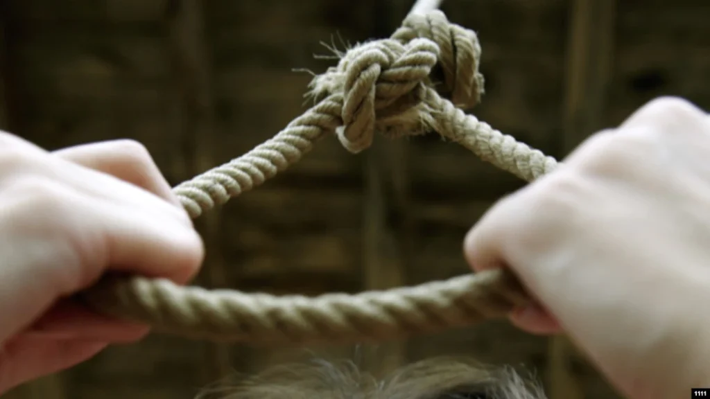 Σοκ στα Τρίκαλα: Πατέρας βρήκε τον γιο του κρεμασμένο – Μια εβδομάδα πριν ο αυτόχειρας έχασε την μητέρα του